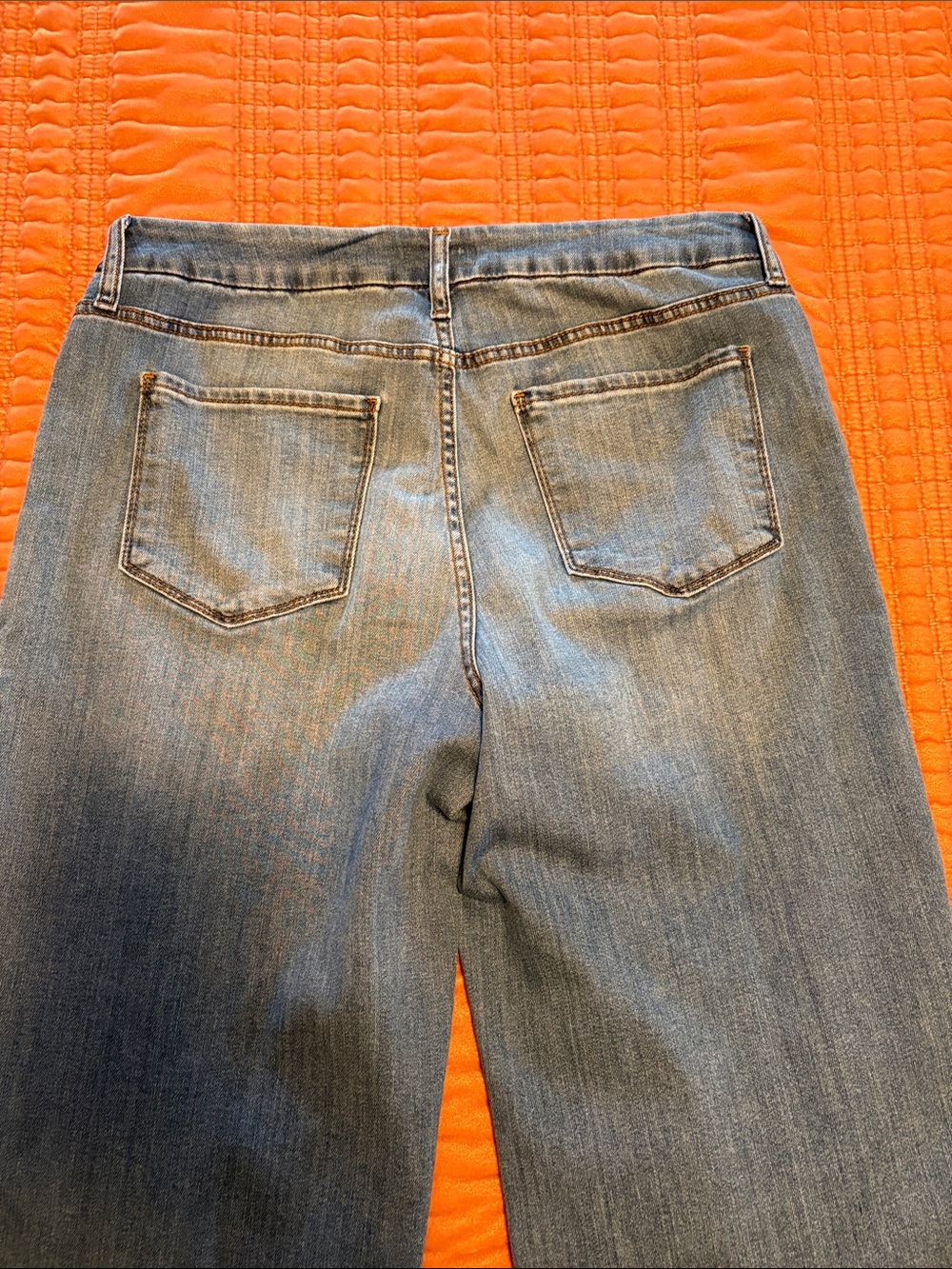 Kut from the Kloth Meg Wide-Leg Jeans with Raw Hem - Picture 3 of 7
